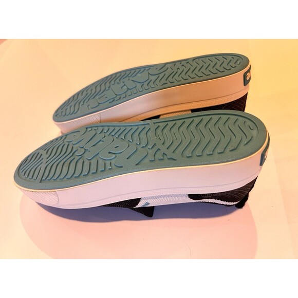 Boys Youth Size 5 Native Miles 2.0 Liteknit Black Knit Slip On Sneaker Shoes - Picture 10 of 11